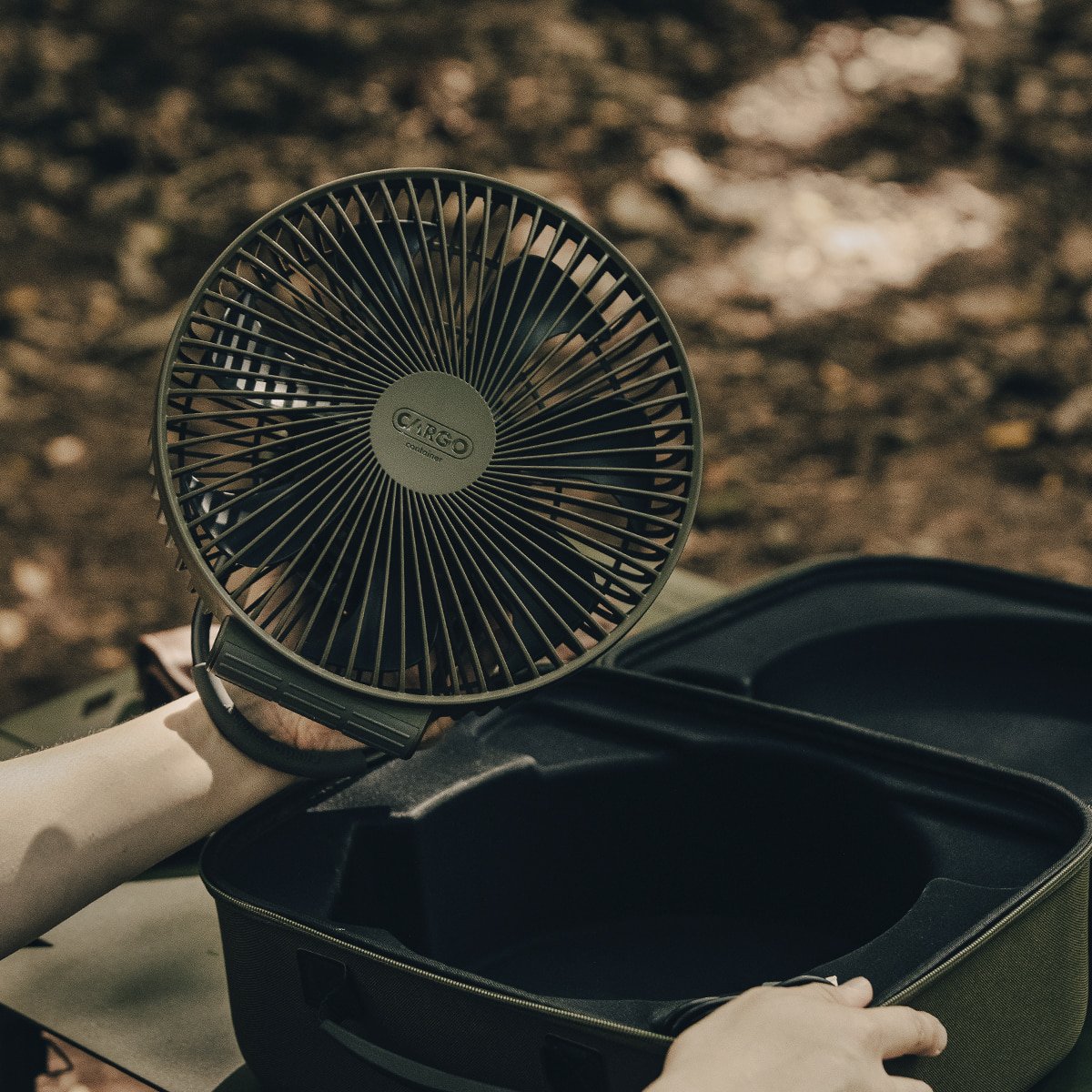 카고컨테이너 캠핑 선풍기 멀티팬 L 라지 캠핑용 무선 서큘레이터 카키 상세 이미지 1